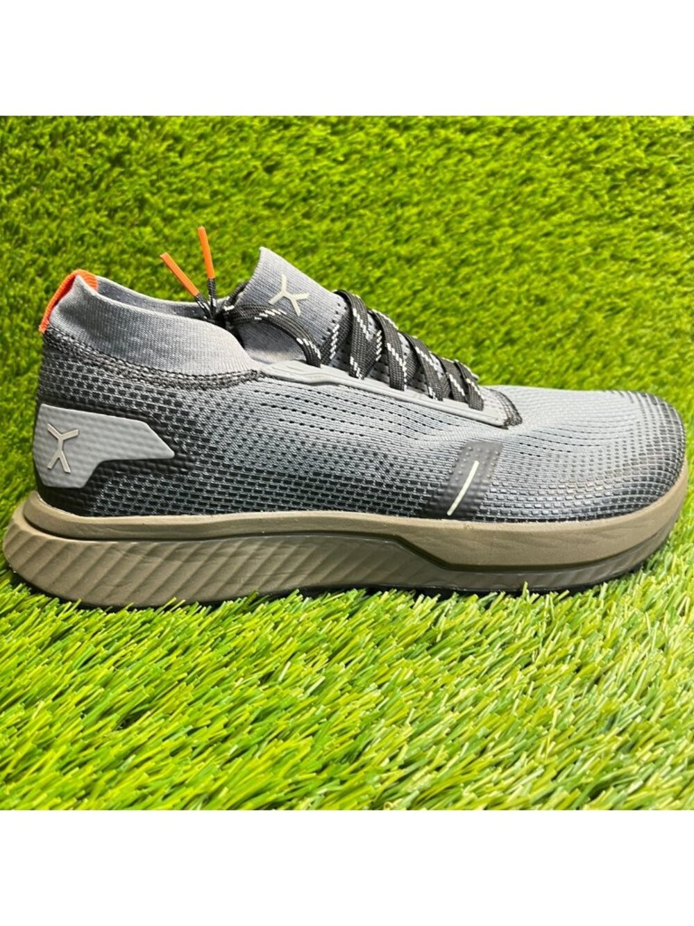 Flux Footwear Adapt Trail Runner Gray Olive Mens Size 10 Athletic Shoes Sneakers